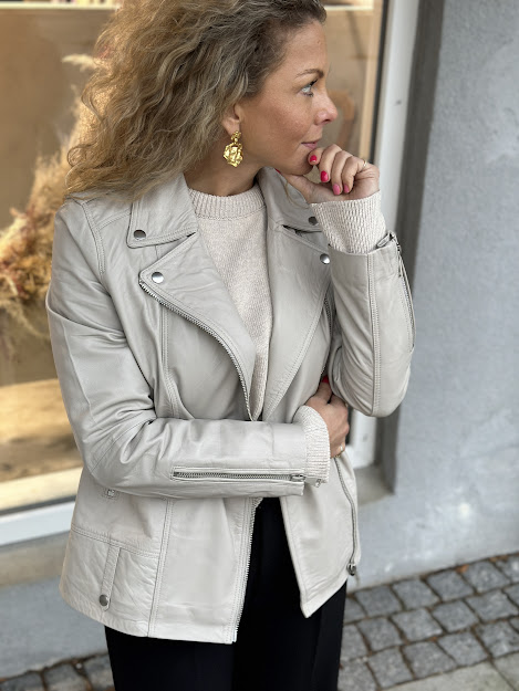 bede flydende dyd Selected Femme Madison Leather Jacket - Stella Shop