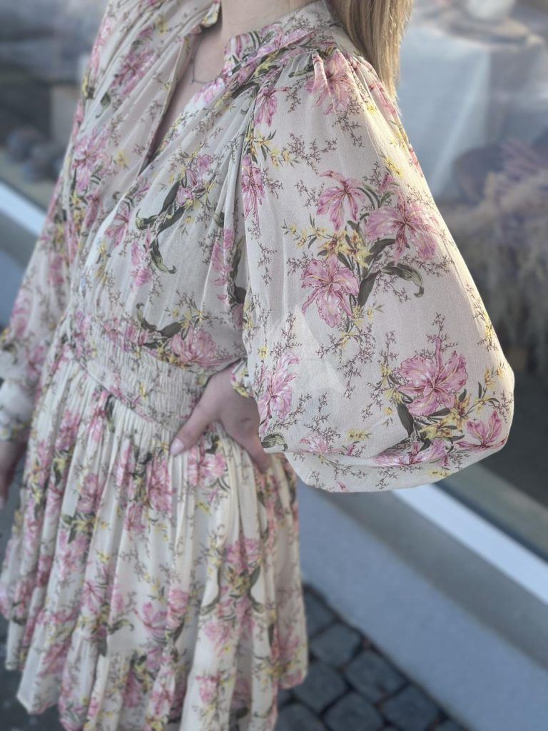 byTiMo Georgette Mini Dress Vintage Lilies