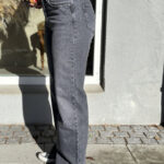 My Essential Wardrobe 35 The Louis 139 High Wide Jeans