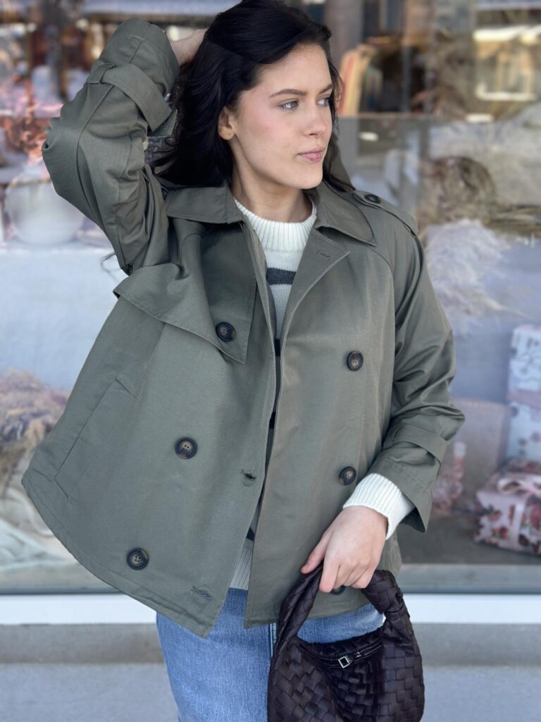 My Essential Wardrobe Mira Short Trenchcoat Dusty Olive