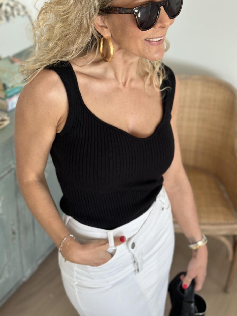 Urban Pioneers Freja Top Black