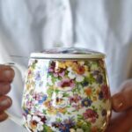Trend Design kopp m lokk og sil, gaveeske, småblomstret