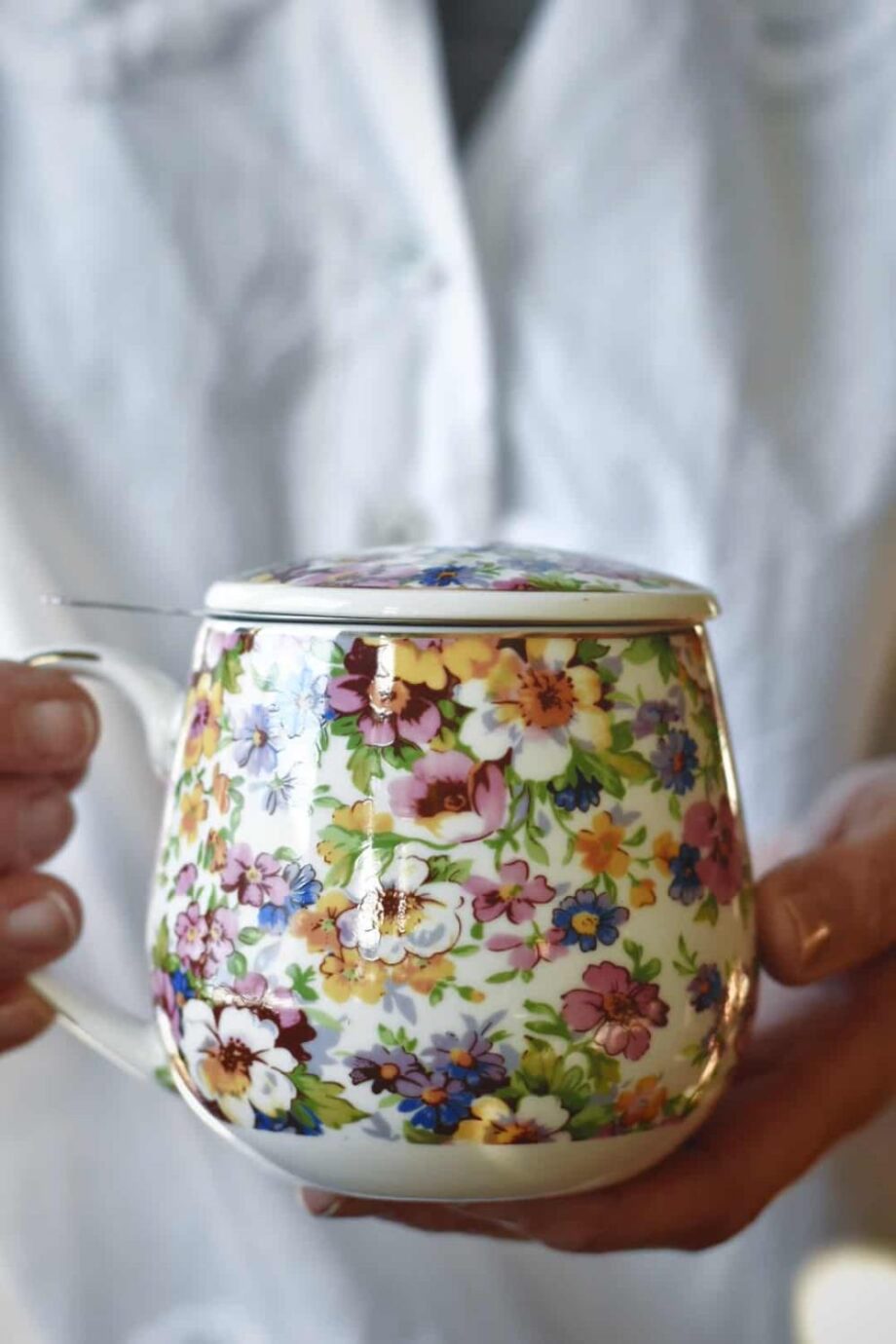 Trend Design kopp m lokk og sil, gaveeske, småblomstret