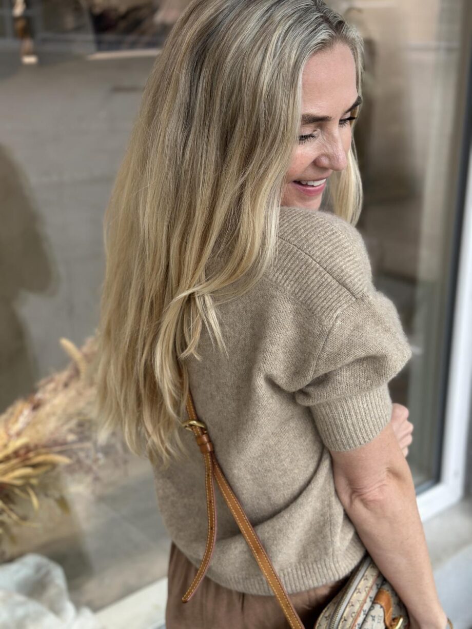 Six Ames Moi Beige Melange Raccoon