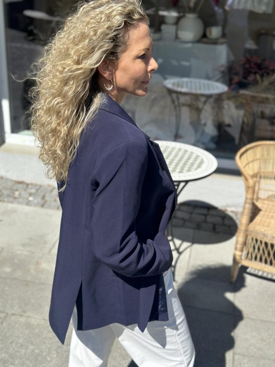 Urban Pioneers Devaki Blazer Navy