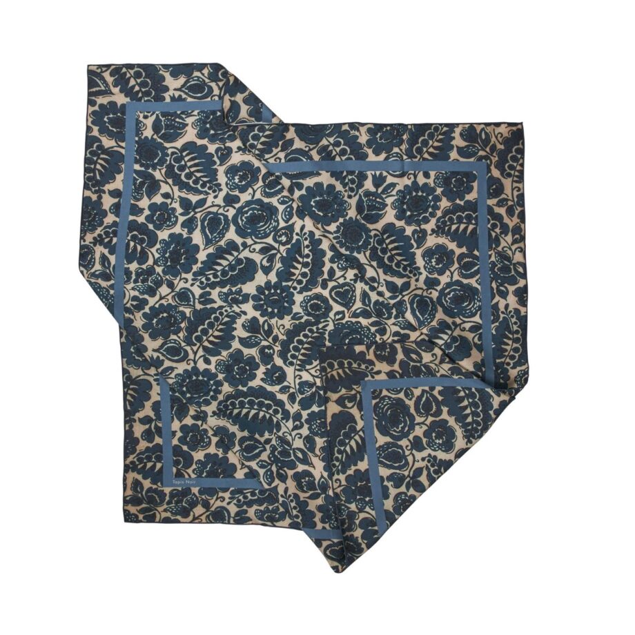 Tapis Noir Classical Blue Flower Scarf 88x88