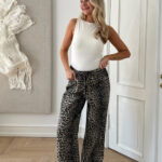 BYIC Karla Pants Leo Print