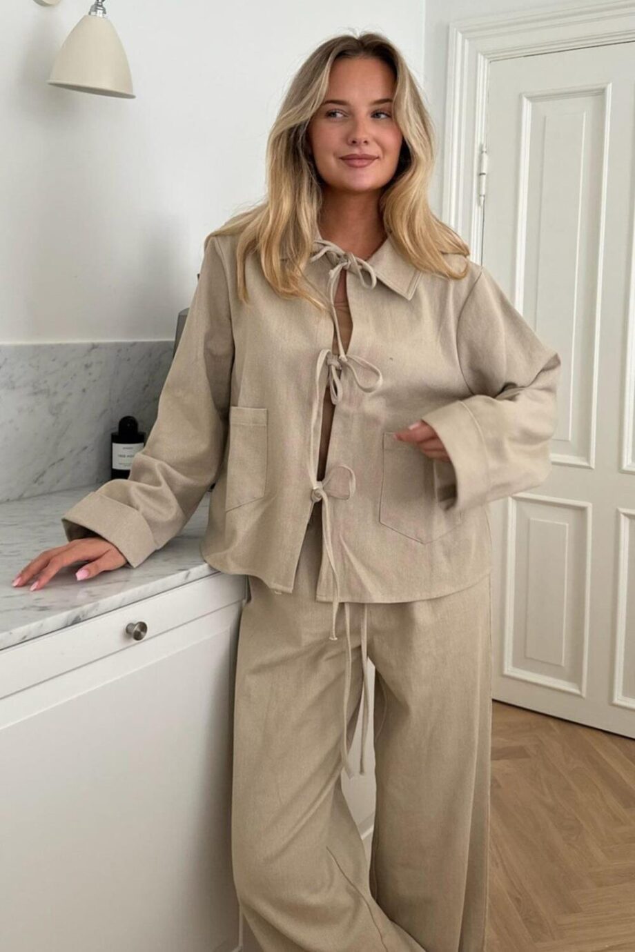BY IC Karla Tie Top Beige