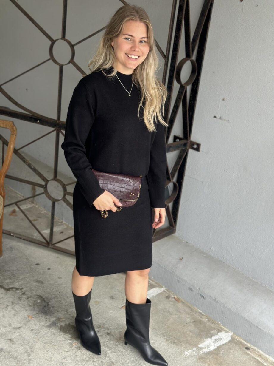 YAS Emilie Funnel Knit Dress Black