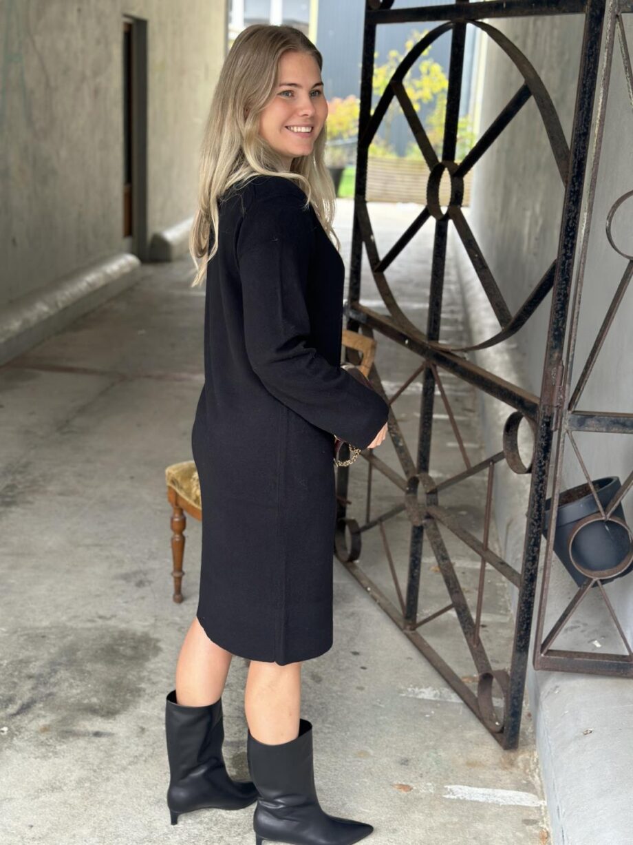 YAS Emilie Funnel Knit Dress Black