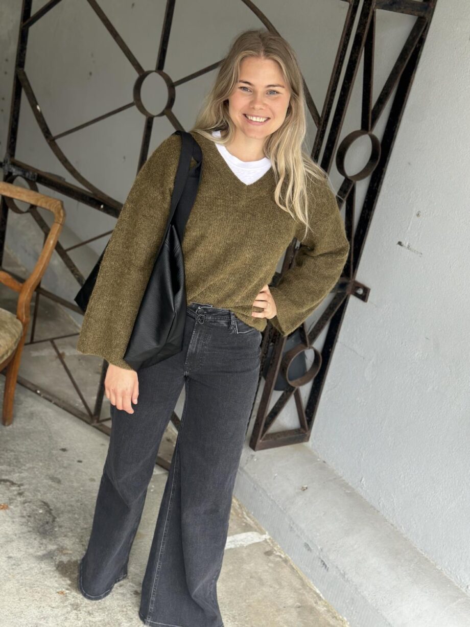 My Essential Wardrobe Rianna Knit Pullover Military