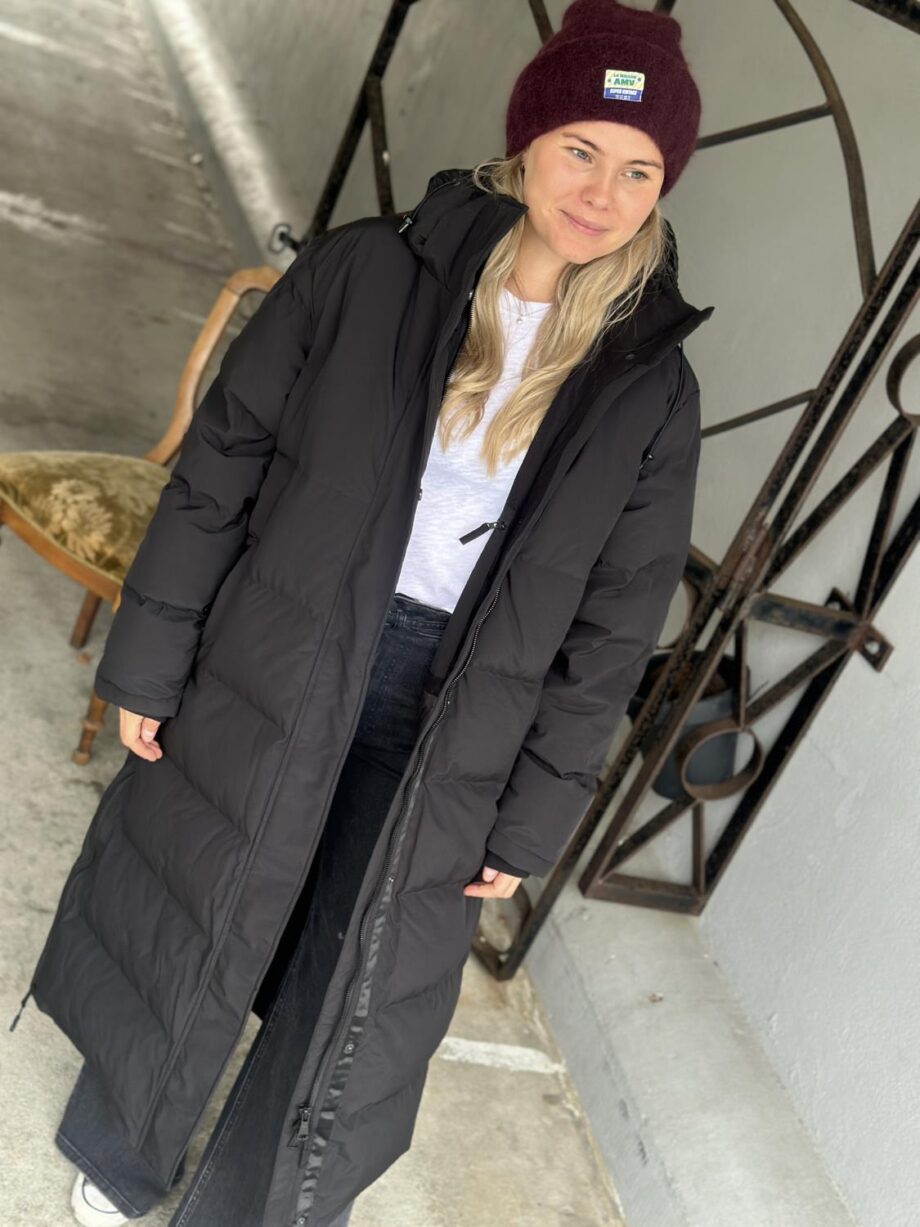 Urban Pioneers Ida Down Coat Black