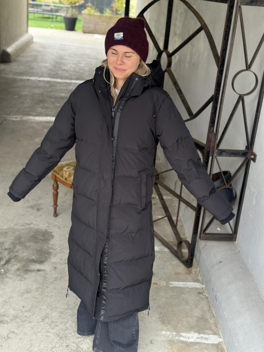 Urban Pioneers Ida Down Coat Black