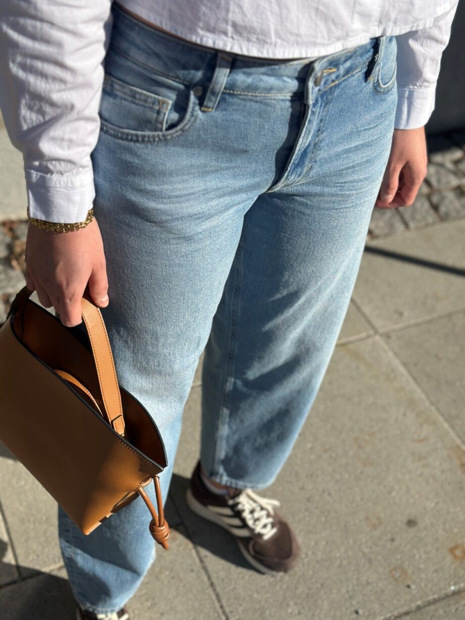 My Essential Wardrobe Baloo High Barrel Jeans 28