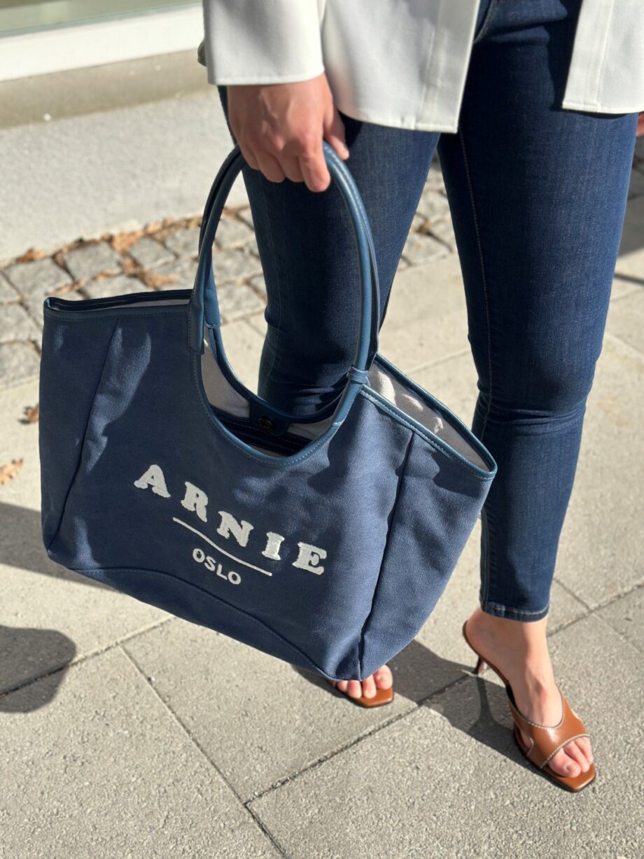 Arnie Says Lucky Blue Fade Bag