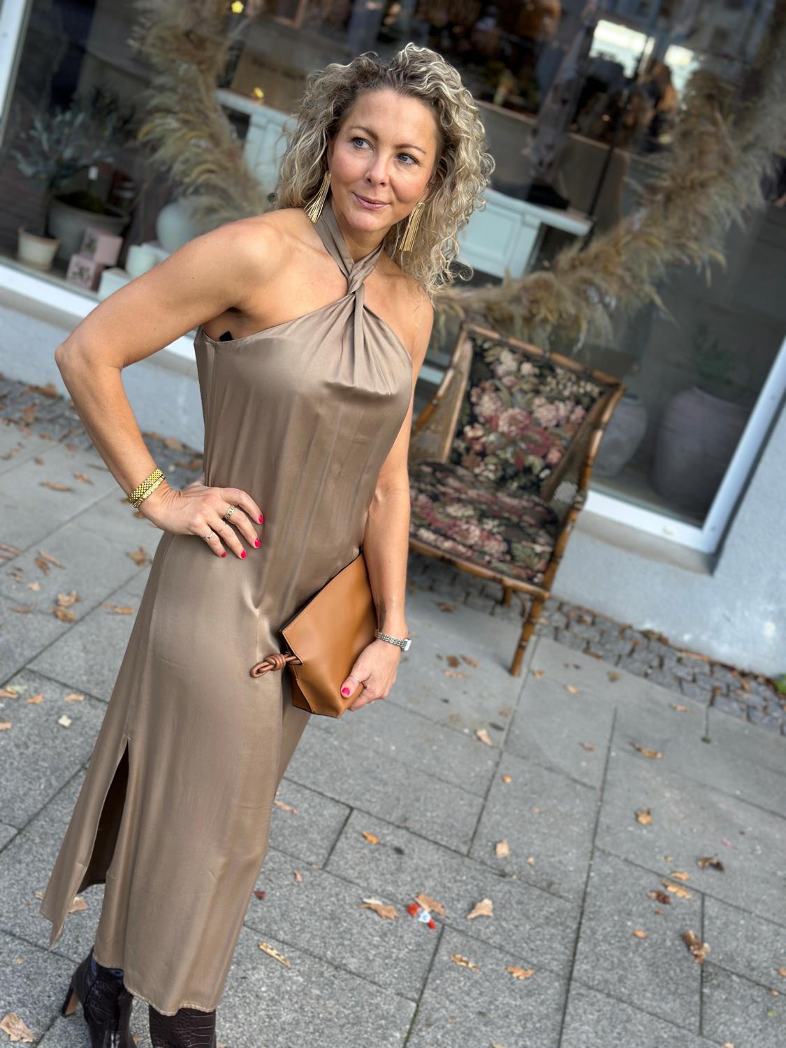 My Essential Wardrobe Estelle Long Dress Sepia Tint