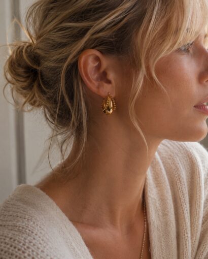 Made by Stella Jewellery Golden Drops of Dawn Earrings | Gullbelagte øredobber