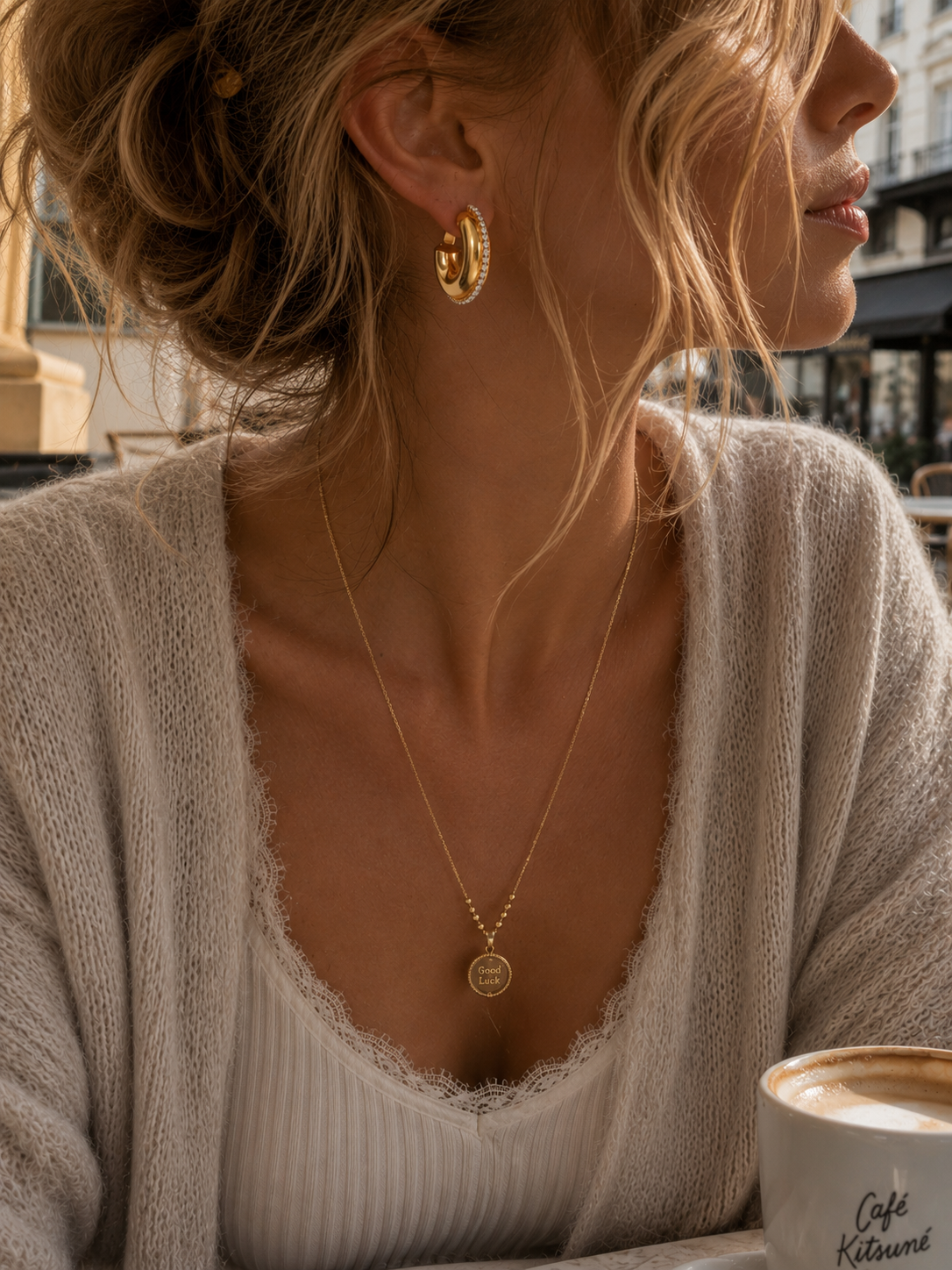 Made by Stella Jewellery Celestia Curve Earrings | Gullbelagte statement øredobber