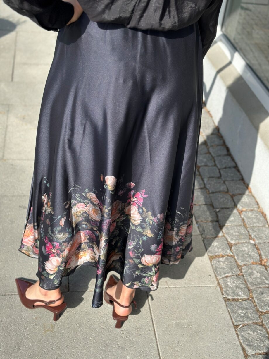Karmamia Savannah Skirt Rosery
