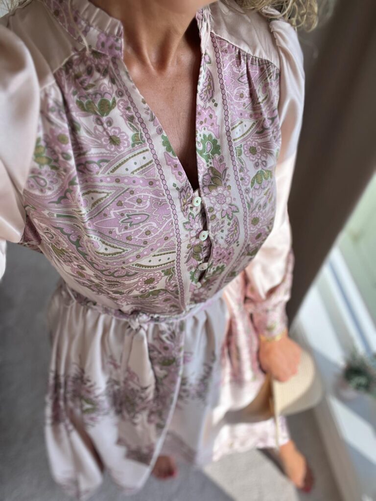 Neo Noir Nova Paisley Border Dress