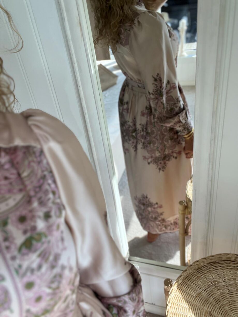 Neo Noir Nova Paisley Border Dress