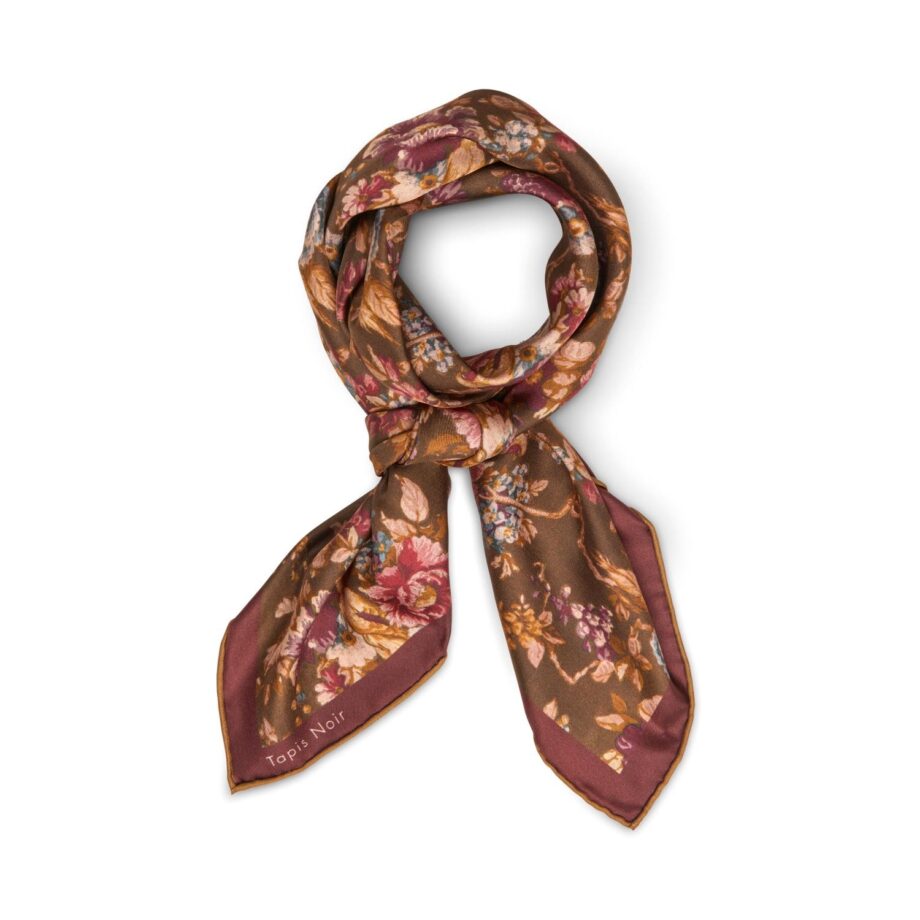 Tapis Noir Classical Daisy Scarf 88x88