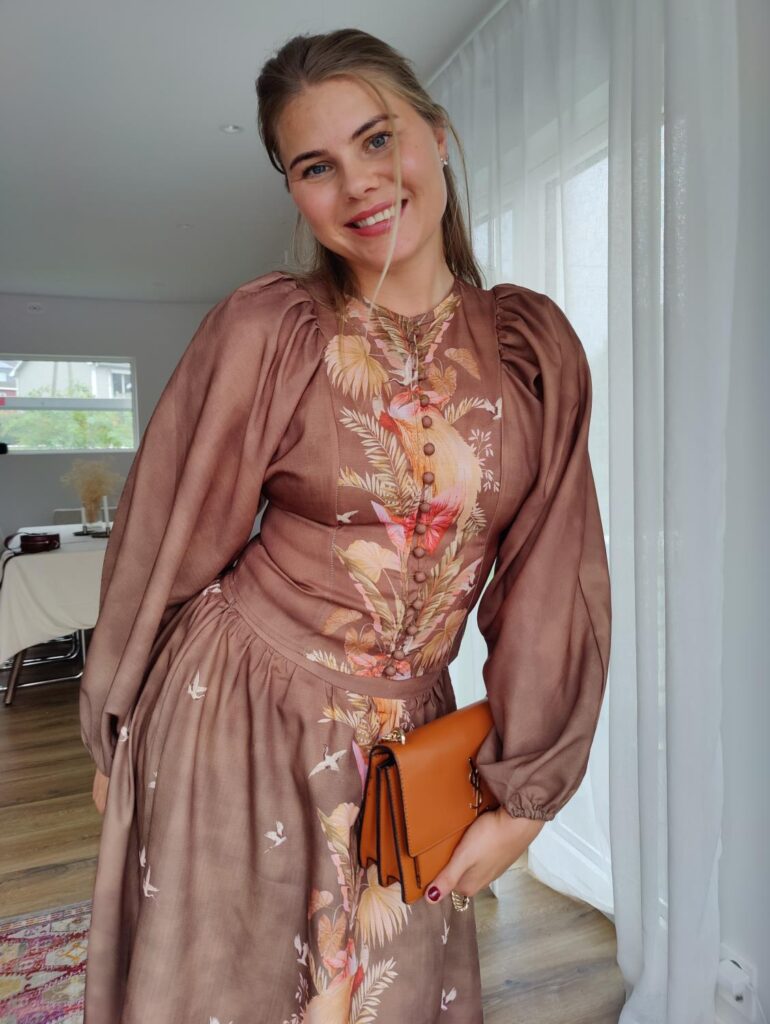 Le CoCo Søs Blouse Choco Blouse og skjørt til bryllup.