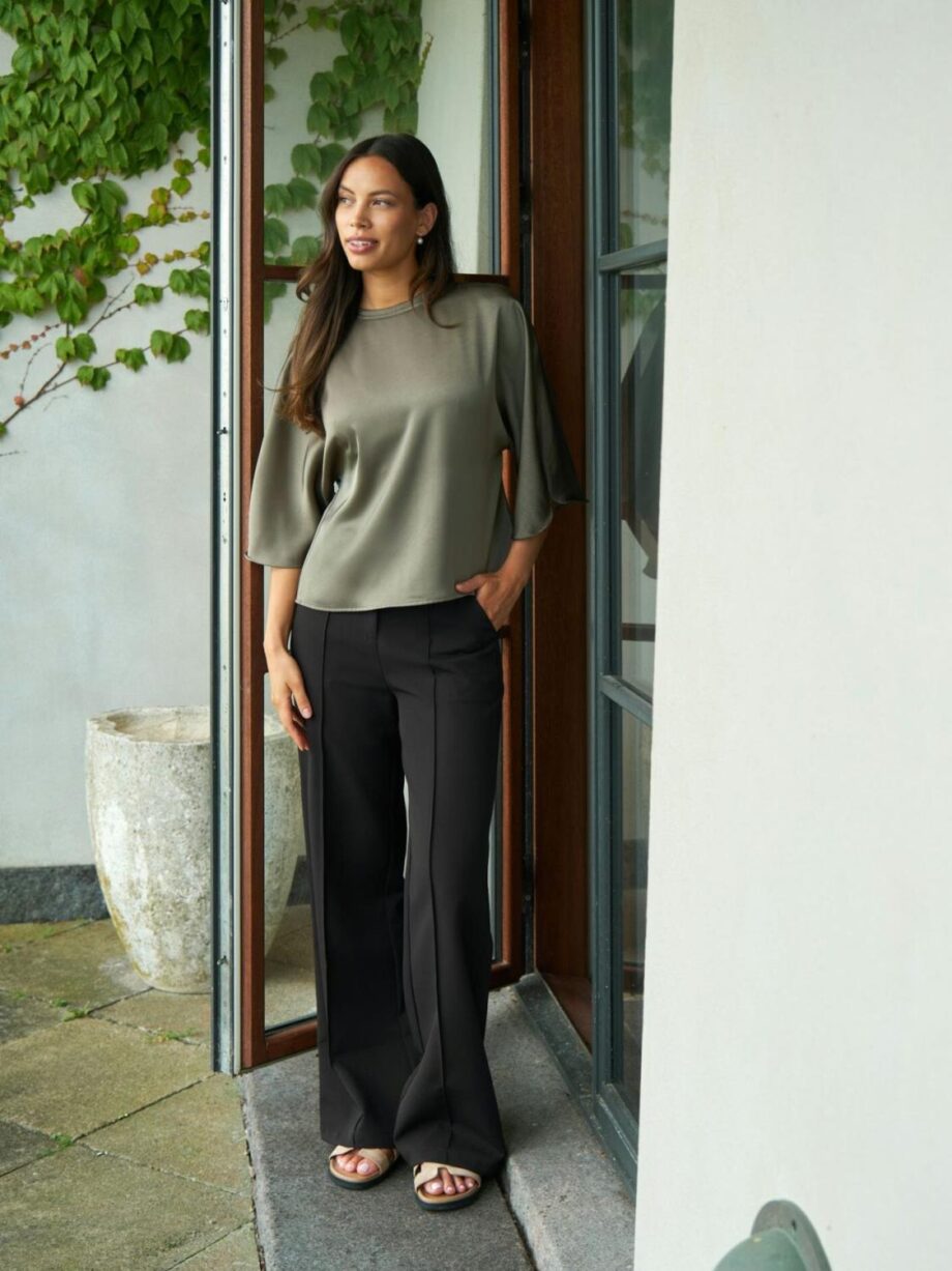Neo Noir Liora Heavy Sateen Blouse Cold Army