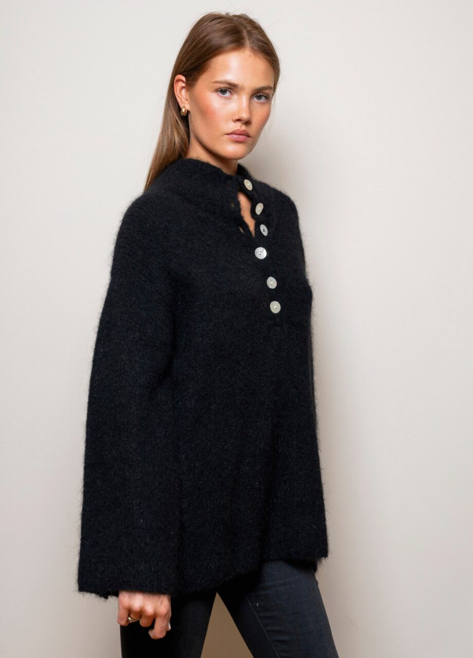 Miss Maya Enea Sweater Black