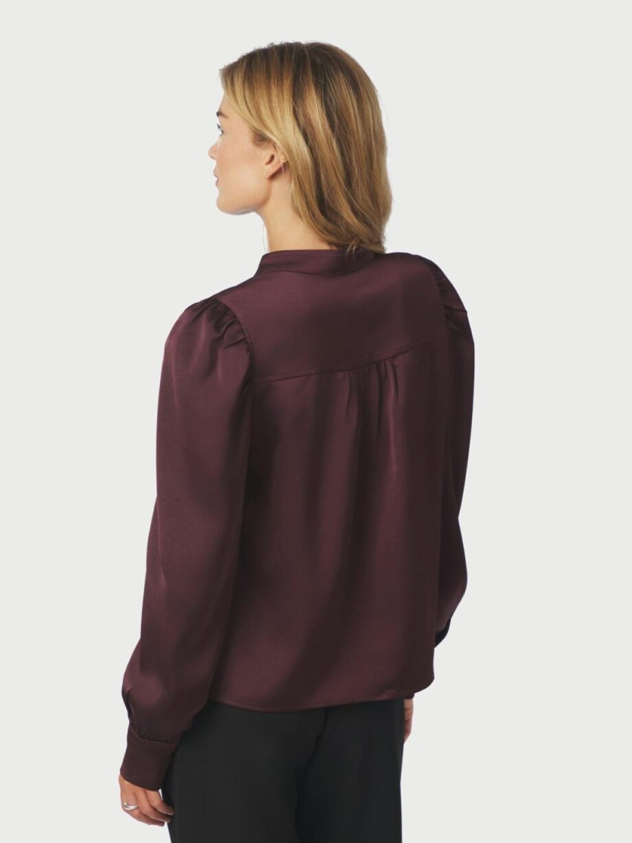 Neo Noir Rosslyn Heavy Sateen Blouse Burgundy