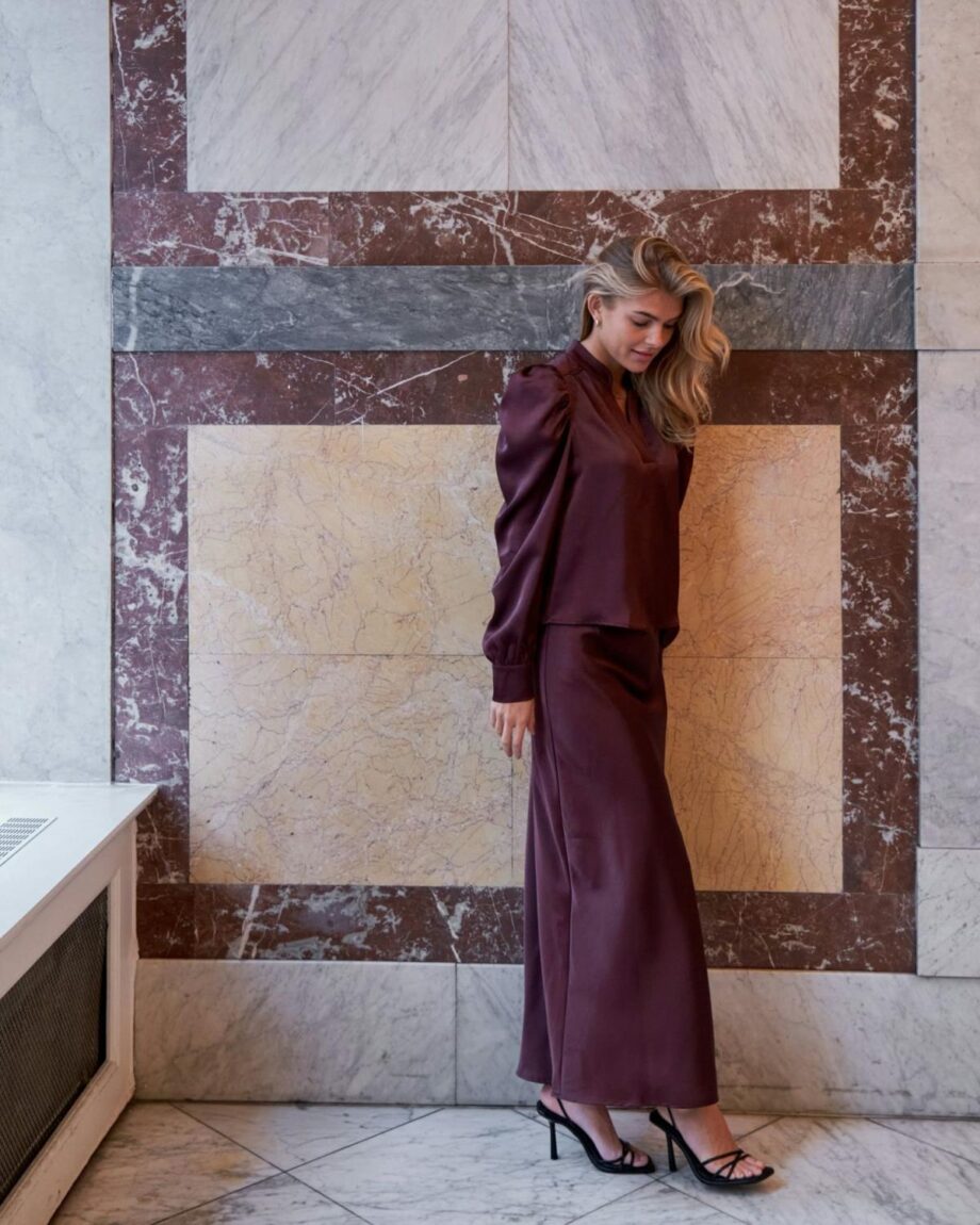Neo Noir Rosslyn Heavy Sateen Blouse Burgundy