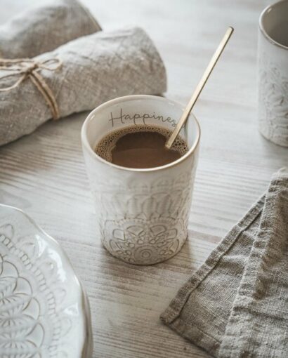Majas Cottage Happiness Mug