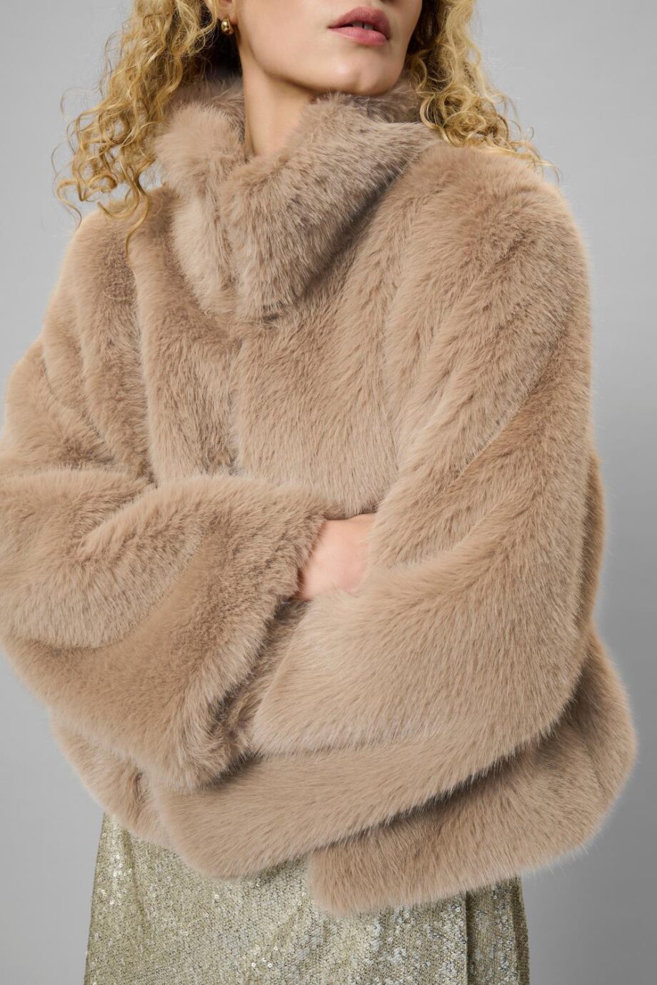 My Essential Wardrobe Alexa Fur Jacket Greige