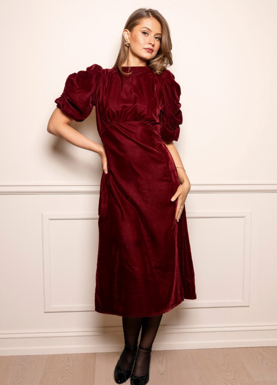 Miss Maya Dakota Dress Velvet Bordeaux