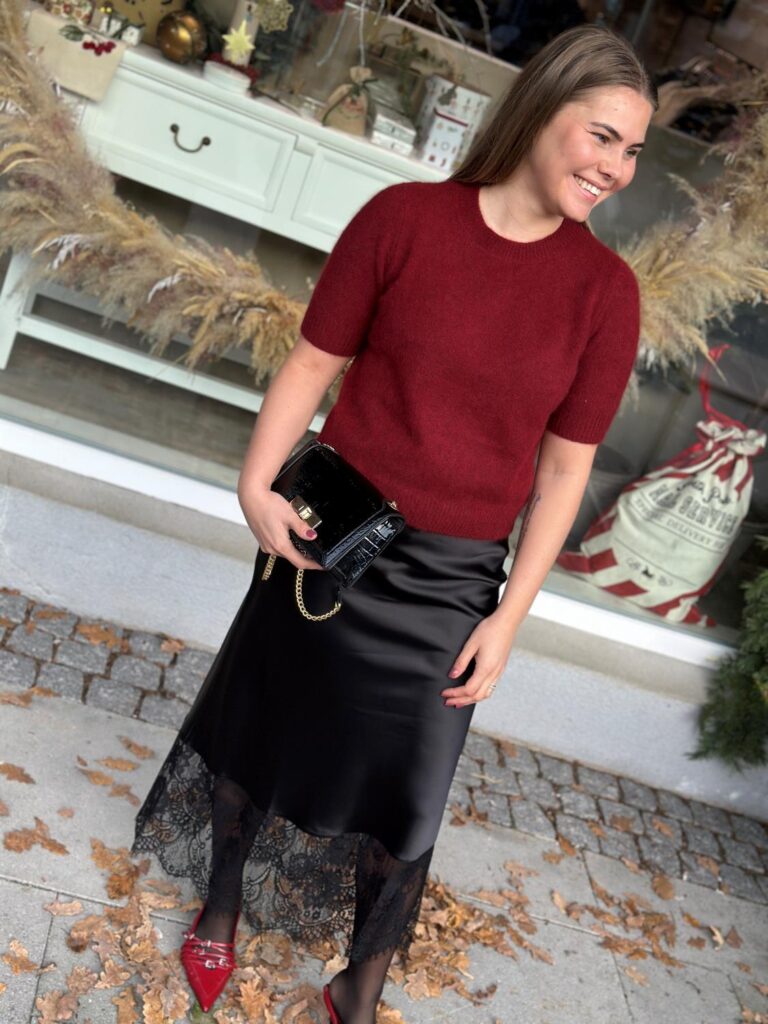From Paris With Love Lumine Skirt Black