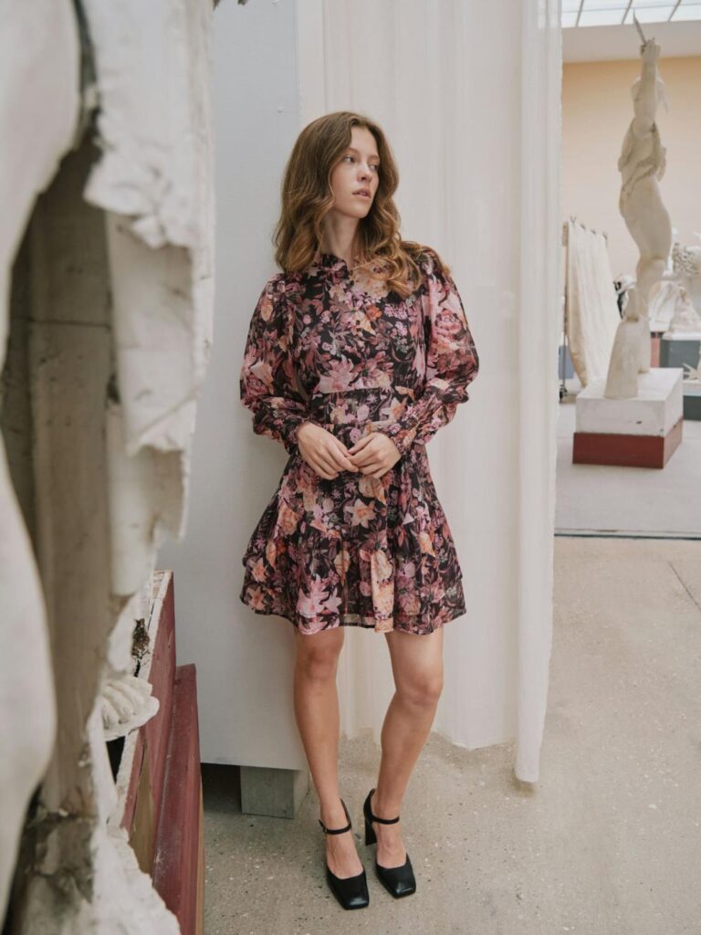 Neo Noir Aberto Big Flower Dress