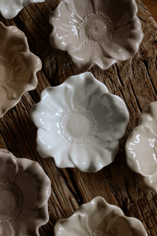 Majas Cottage Blomstra Skål Hvit