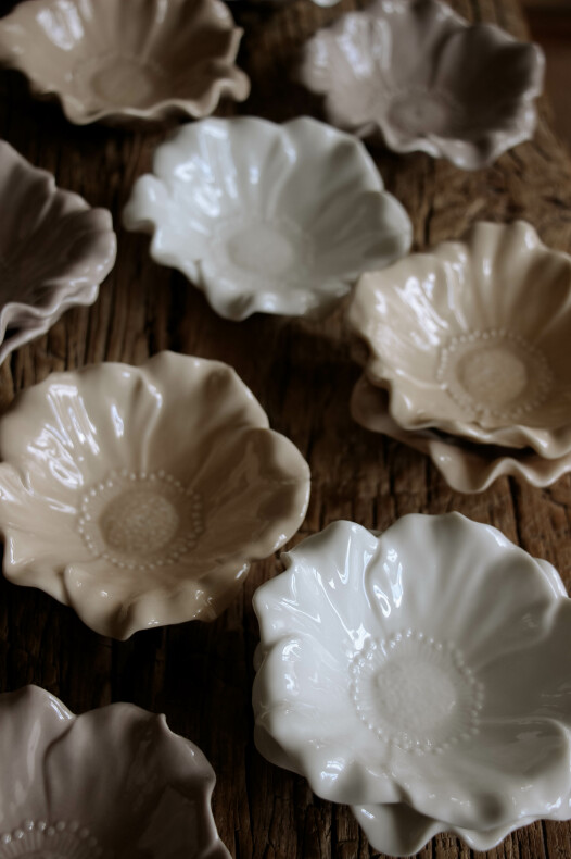 Majas Cottage Blomstra Skål Sand