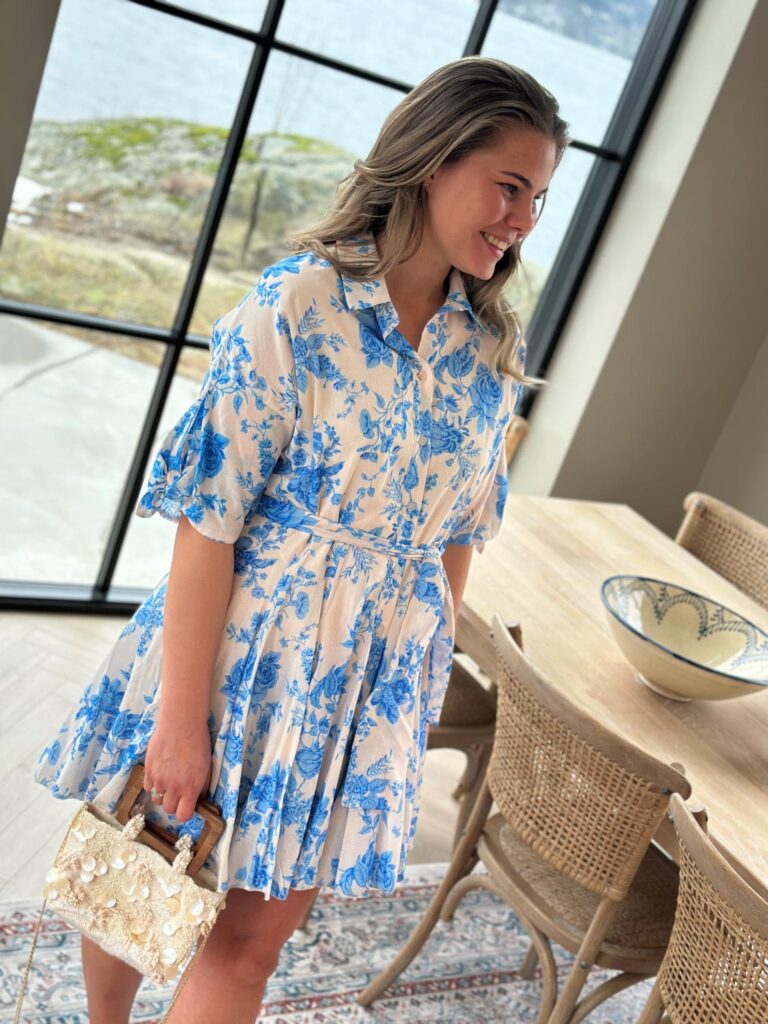 Urban Pioneers Gatinara Dress Light Blue