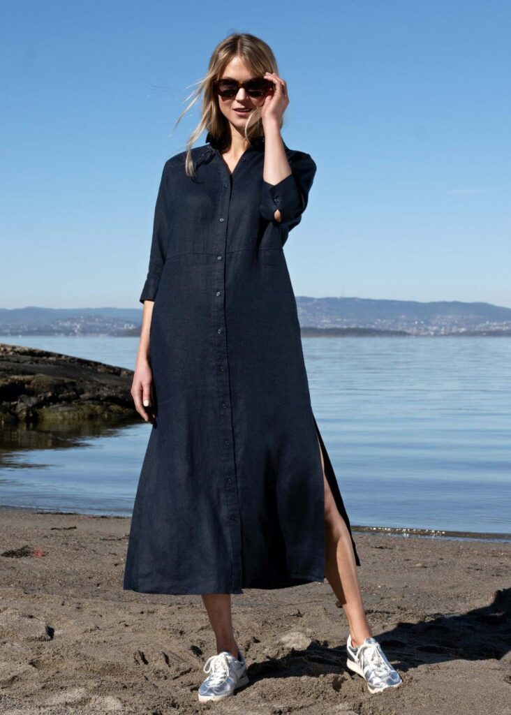 Close To My Heart Leila Midi Dress Navy