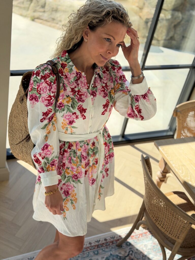 YAS Rosie Dress Birch/Rosie – Blomstrete sommerkjole