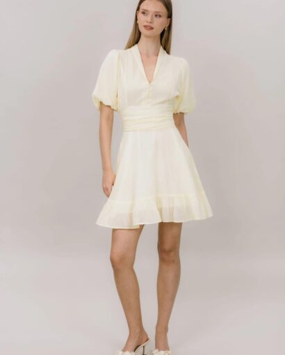 Urban Pioneers Papira Dress Yellow Stripes – Stripete bomullskjole med feminin silhuett