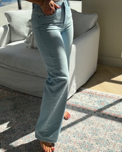 My Essential Wardrobe Louis High Wide Jeans 32 – Jeans med høyt liv og rette ben