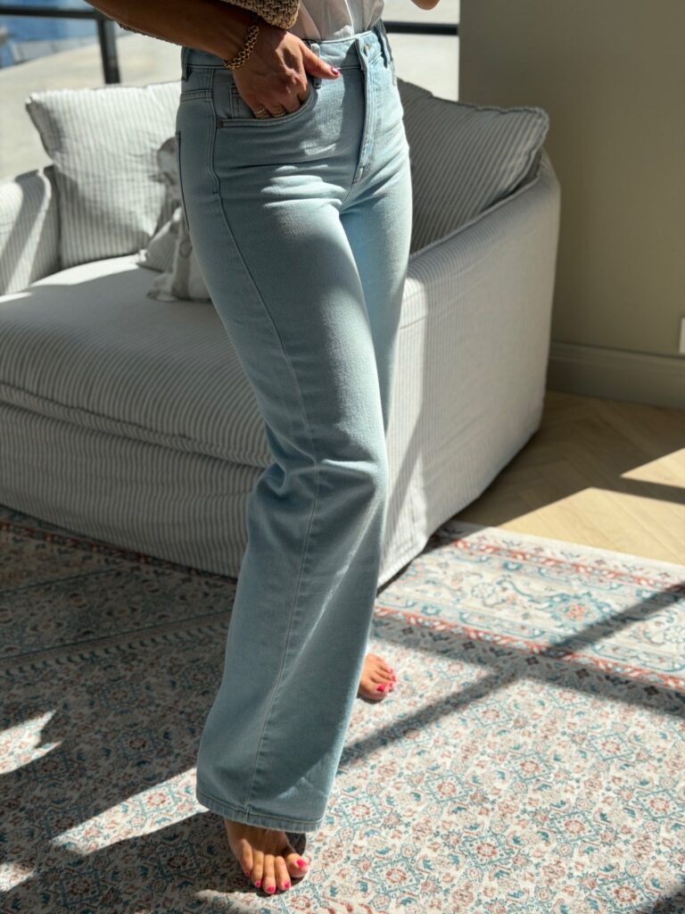 My Essential Wardrobe Louis High Wide Jeans 32 – Jeans med høyt liv og rette ben