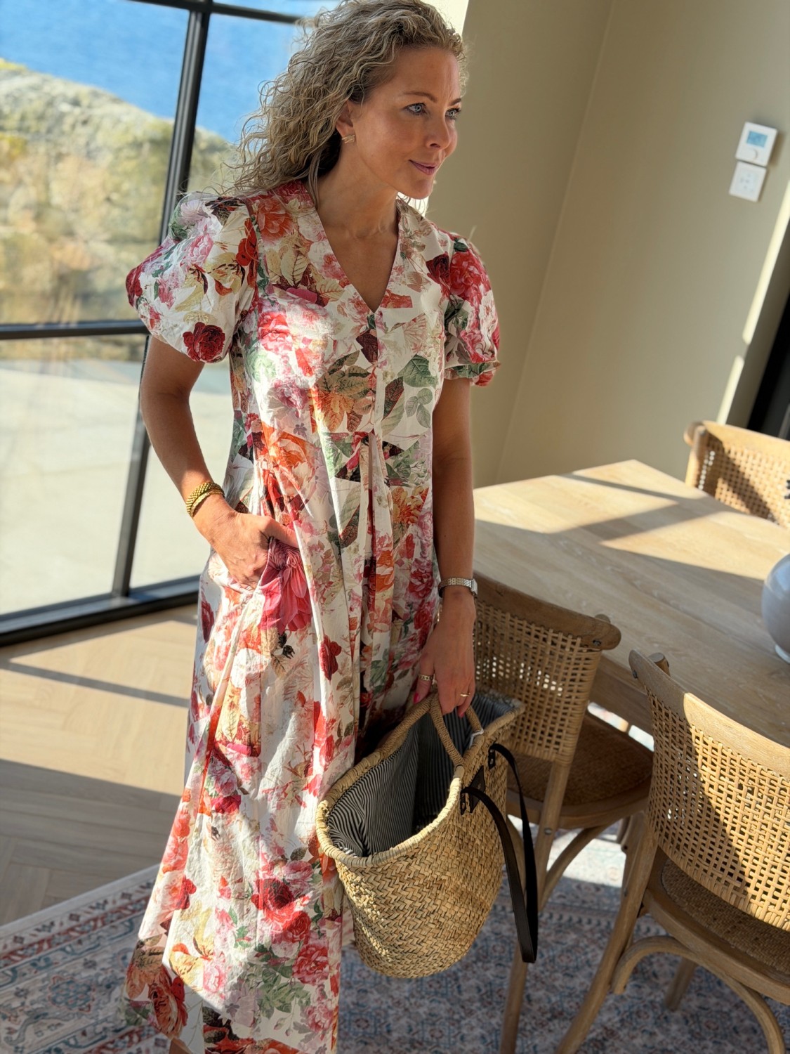 YAS Rosalla Long Dress - Blomstrete Maxikjole med pufferm og lommer