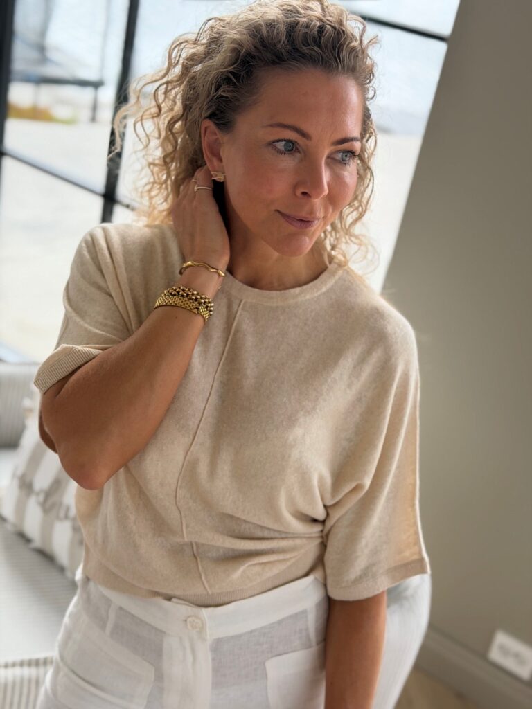 Selected Femme Jane Linen 2/4 Bat Knit O-Neck Sandshell – Linstrikk dame