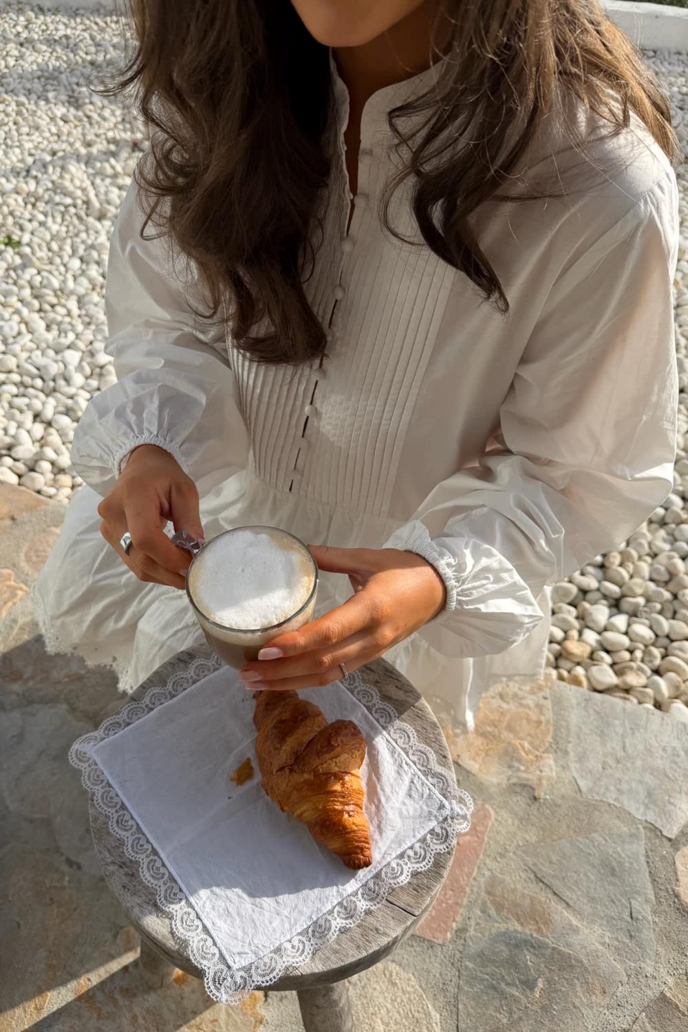 BY IC Liv Dress White Embroidery - Hvit sommerkjole med broderier