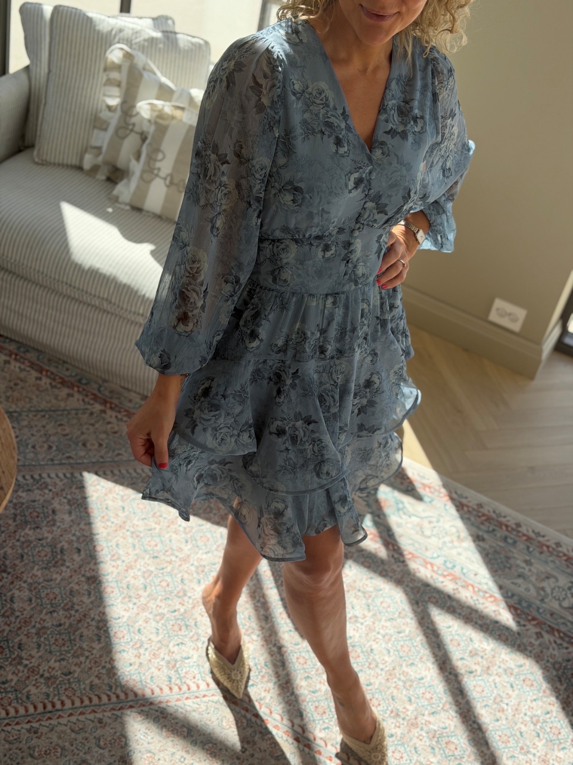 Neo Noir Mabella Crepe Print Dress Dusty Blue – feminin kjole dame med print - brylluposgjest