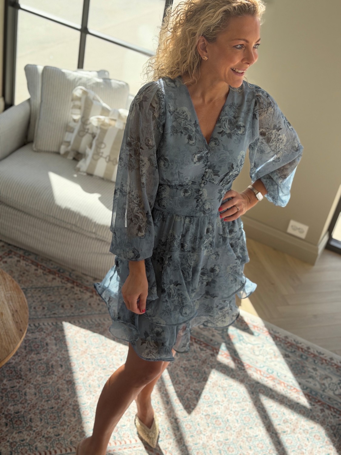 Neo Noir Mabella Crepe Print Dress Dusty Blue – feminin kjole dame med print - brylluposgjest