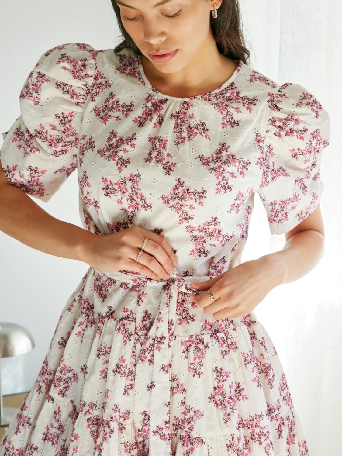 Neo Noir Annitas Starling Flower Dress Fuchsia - Kort Sommerkjole i bomull